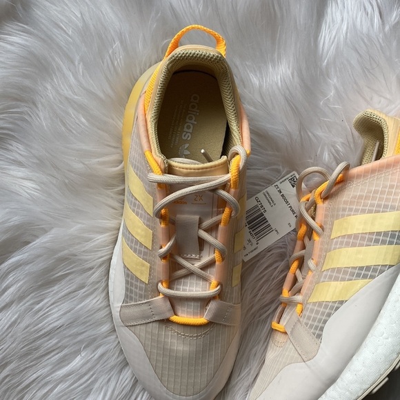 ☀️Women’s Adidas ZX 2K boost wonder white orange tint - Picture 4 of 10